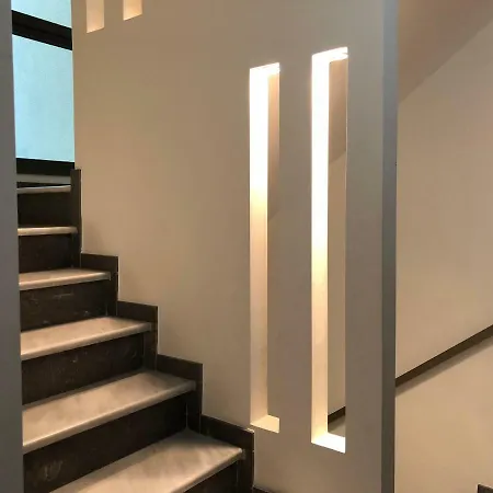 Luxurious Modern Panorama Apt Apartment